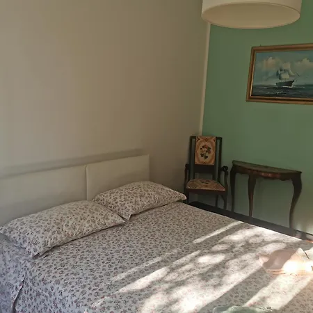 White & Blue House Chiavari