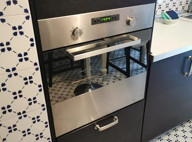 White & Blue House * 基亚瓦里